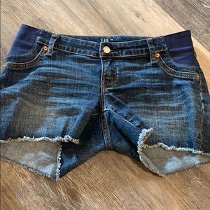 Gap maternity denim shorts